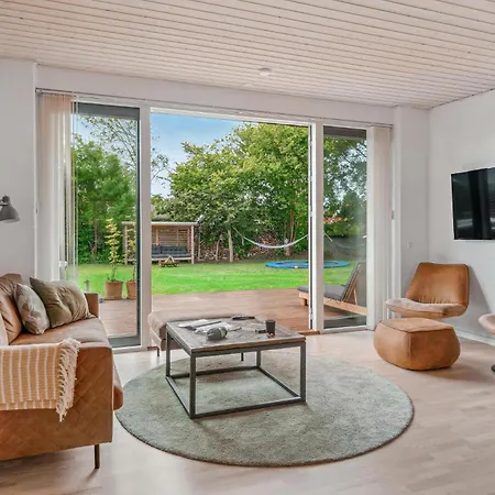 Casa vacanze Awesome In With Kitchen